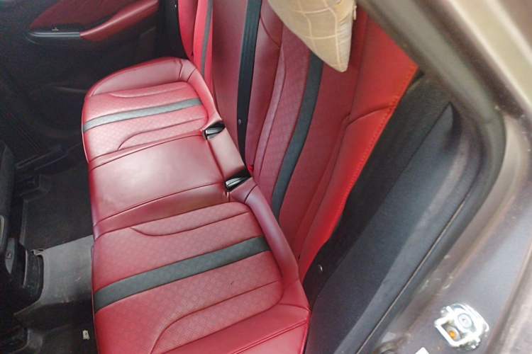 Used CHANGAN Eado 2021 PLUS Blue Whale NE 1.4T GDI DCT Prestige Model Left Rear Seat