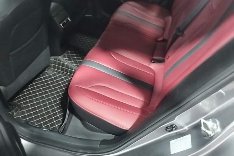 Used CHANGAN Eado 2021 PLUS Blue Whale NE 1.4T GDI DCT Prestige Model Left Rear Seat