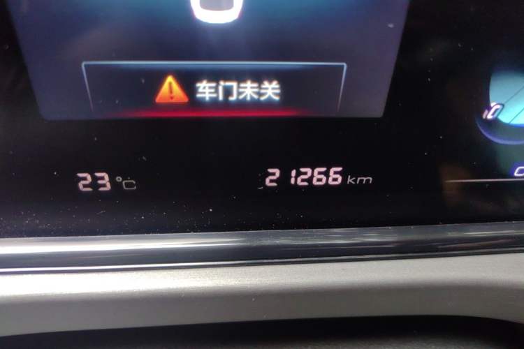 Used CHANGAN Eado 2021 PLUS Blue Whale NE 1.4T GDI DCT Prestige Model Odometer Close Up