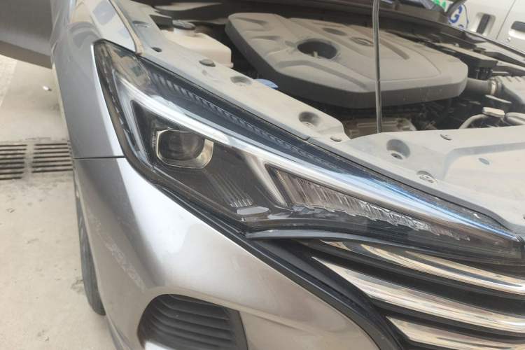 Used CHANGAN Eado 2021 PLUS 1.6L GDI Manual Luxury Model Right Front Headlight