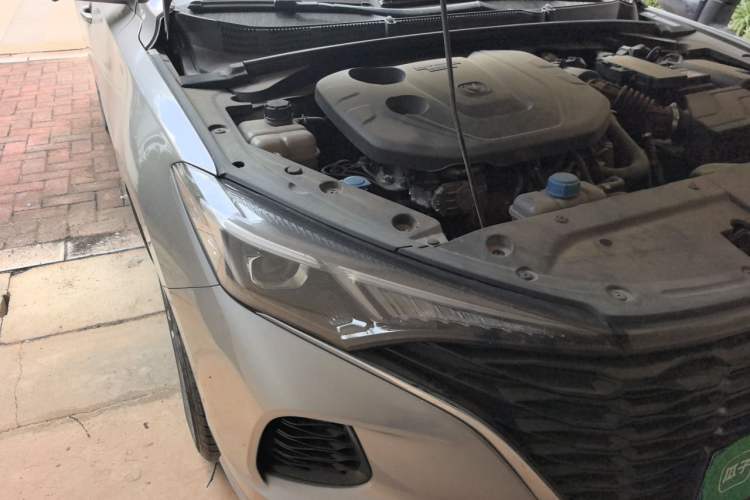 Used CHANGAN Eado 2021 PLUS Blue Whale NE 1.4T GDI DCT Prestige Model Right Front Headlight
