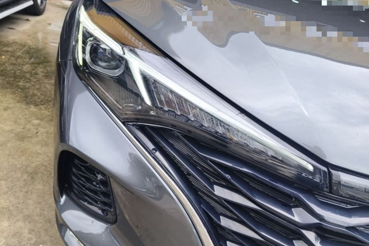 Used CHANGAN Eado 2021 PLUS Blue Whale NE 1.4T GDI DCT Flagship Model Right Front Headlight