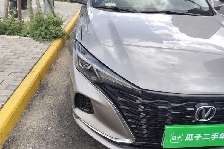 Used CHANGAN Eado 2021 PLUS Blue Whale NE 1.4T GDI DCT Prestige Model Right Front Headlight