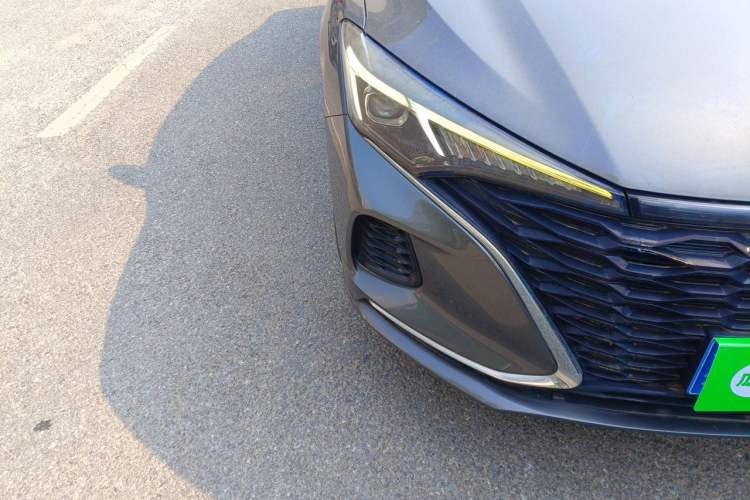 Used CHANGAN Eado 2021 PLUS Blue Whale NE 1.4T GDI DCT Prestige Model Right Front Headlight