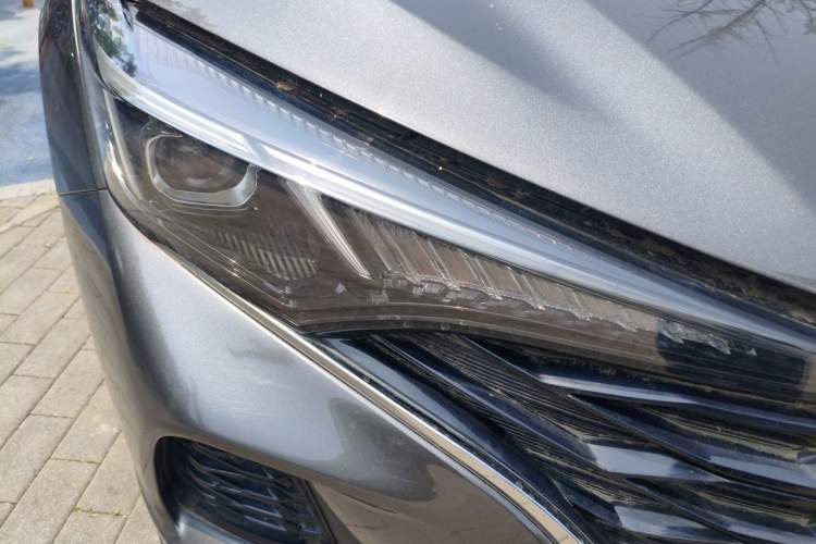 Used CHANGAN Eado 2021 PLUS Blue Whale NE 1.4T GDI DCT Flagship Model Right Front Headlight