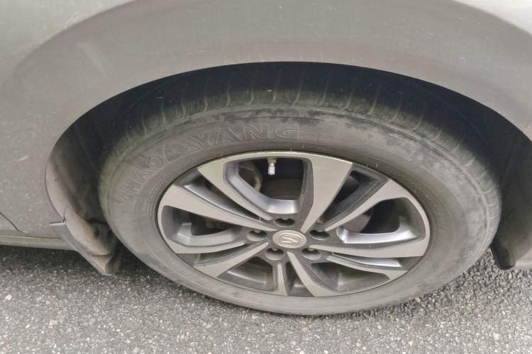 Used CHANGAN Eado 2021 PLUS Blue Whale NE 1.4T GDI DCT Prestige Model Right Front Wheel Hub
