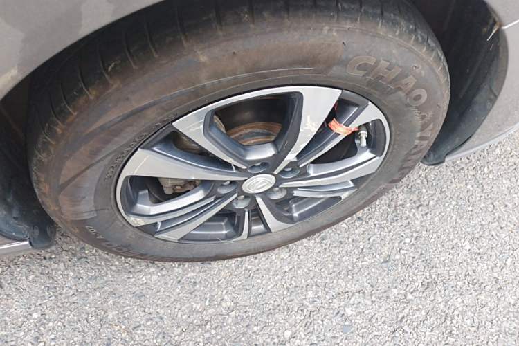 Used CHANGAN Eado 2021 PLUS Blue Whale NE 1.4T GDI DCT Prestige Model Right Front Wheel Hub