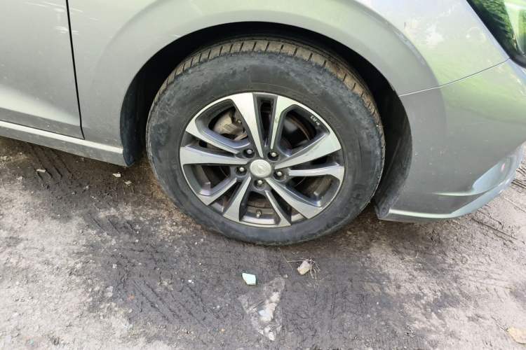 Used CHANGAN Eado 2021 PLUS Blue Whale NE 1.4T GDI DCT Prestige Model Right Front Wheel Hub