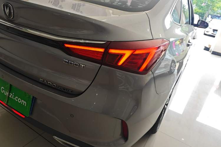Used CHANGAN Eado 2021 PLUS Blue Whale NE 1.4T GDI DCT Flagship Model Right Rear Taillight