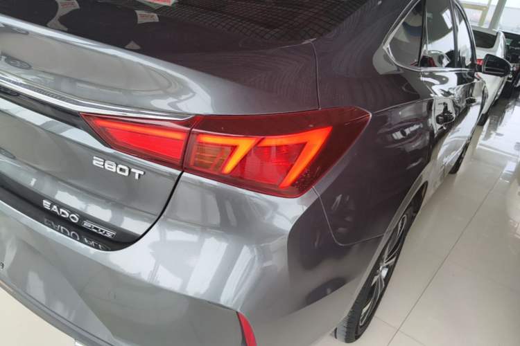 Used CHANGAN Eado 2021 PLUS Blue Whale NE 1.4T GDI DCT Flagship Model Right Rear Taillight