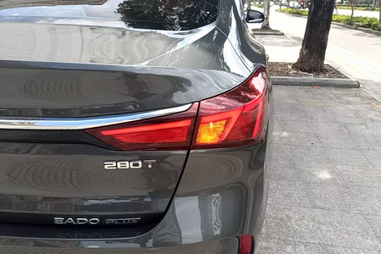 Used CHANGAN Eado 2021 PLUS Blue Whale NE 1.4T GDI DCT Prestige Model Right Rear Taillight