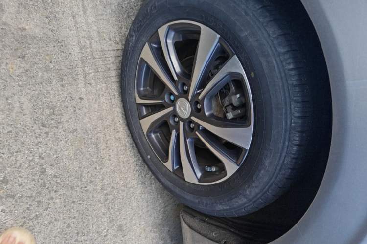Used CHANGAN Eado 2021 PLUS 1.6L GDI CVT Luxury Model Right Rear Wheel Hub