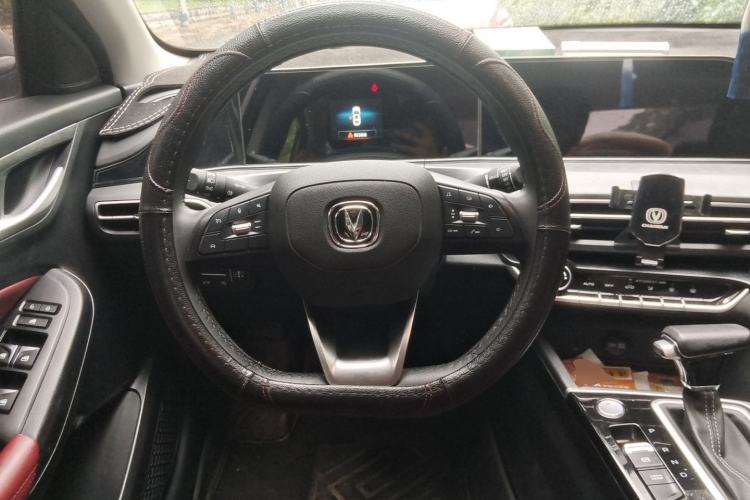 Used CHANGAN Eado 2021 PLUS Blue Whale NE 1.4T GDI DCT Prestige Model Steering Wheel