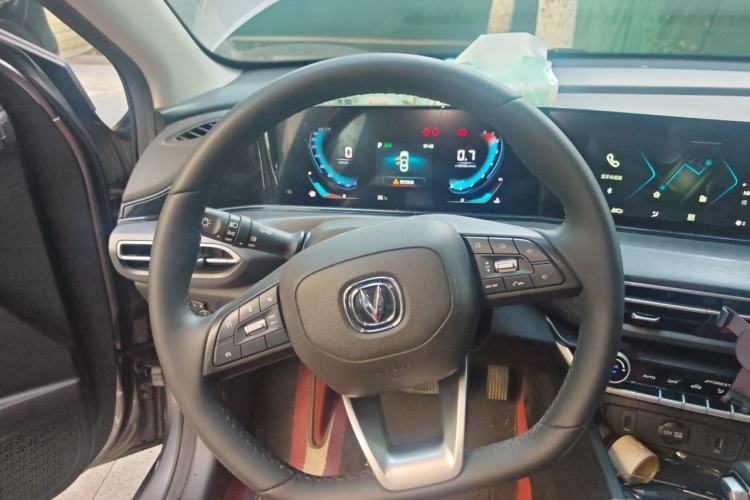Used CHANGAN Eado 2021 PLUS Blue Whale NE 1.4T GDI DCT Prestige Model Steering Wheel
