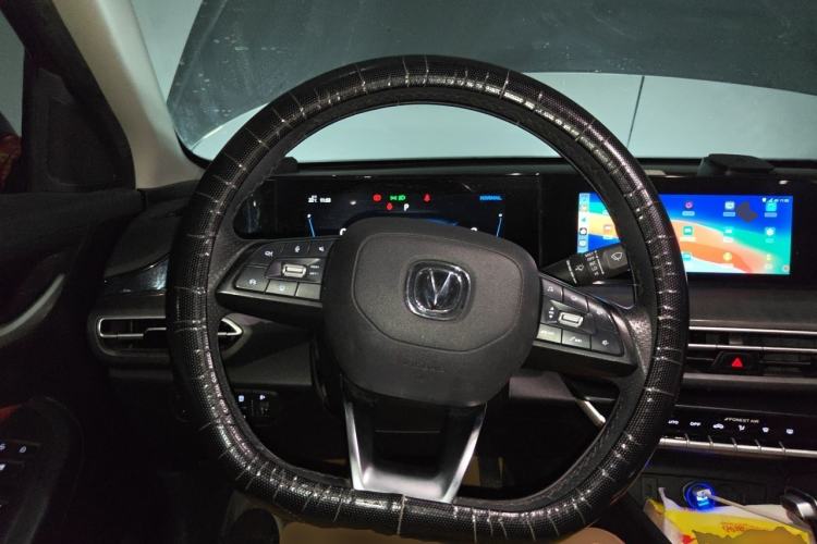 Used CHANGAN Eado 2021 PLUS Blue Whale NE 1.4T GDI DCT Flagship Model Steering Wheel