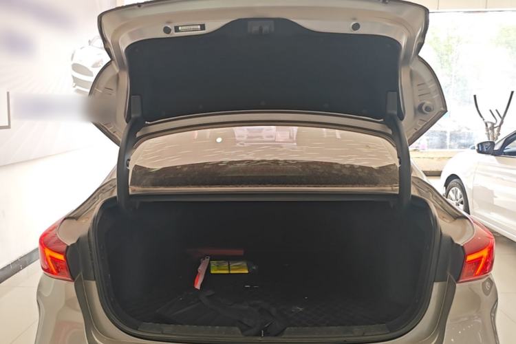 Used CHANGAN Eado 2021 PLUS Blue Whale NE 1.4T GDI DCT Flagship Model Trunk