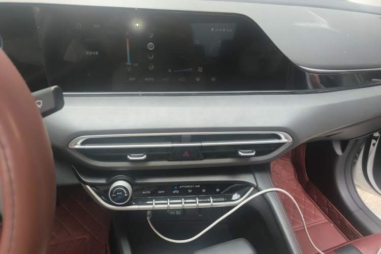 Used CHANGAN Eado 2021 PLUS Blue Whale NE 1.4T GDI DCT Prestige Model Audio And AC Panel