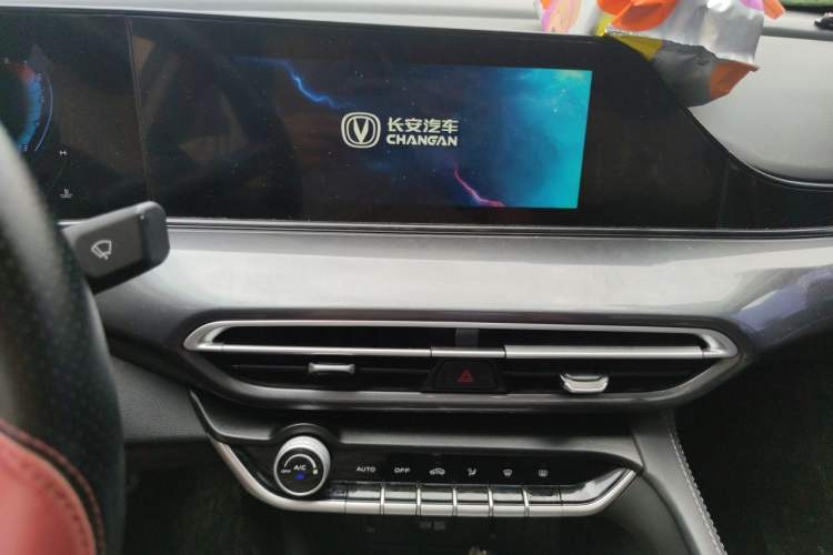 Used CHANGAN Eado 2021 PLUS Blue Whale NE 1.4T GDI DCT Prestige Model Audio And AC Panel