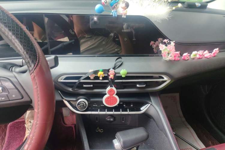 Used CHANGAN Eado 2021 PLUS Blue Whale NE 1.4T GDI DCT Prestige Model Audio And AC Panel