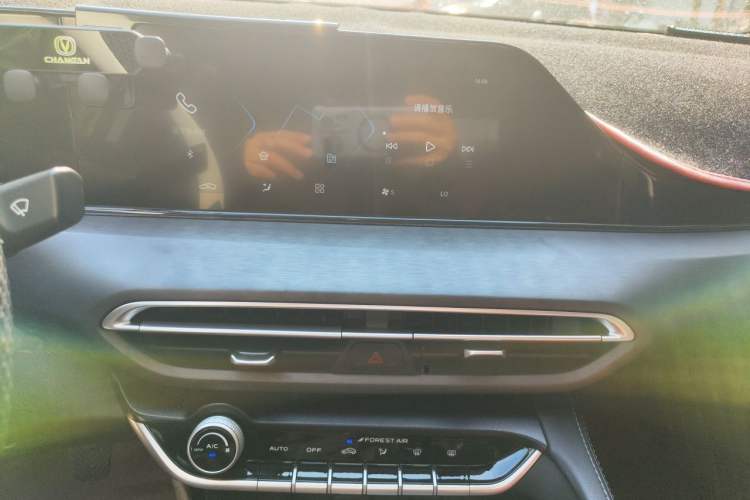 Used CHANGAN Eado 2021 PLUS 1.6L GDI Manual Luxury Model Audio And AC Panel