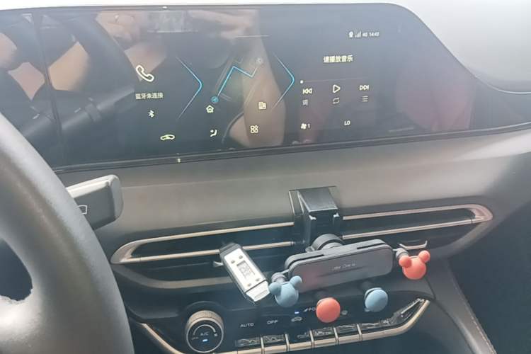 Used CHANGAN Eado 2021 PLUS Blue Whale NE 1.4T GDI DCT Prestige Model Audio And AC Panel