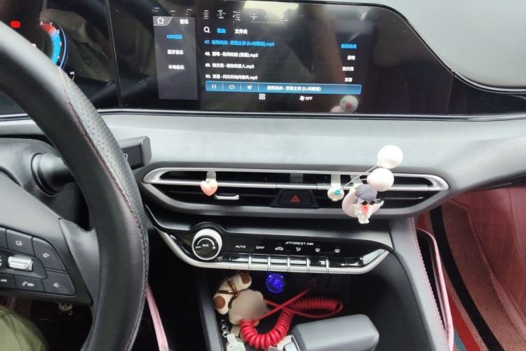Used CHANGAN Eado 2021 PLUS Blue Whale NE 1.4T GDI DCT Prestige Model Audio And AC Panel