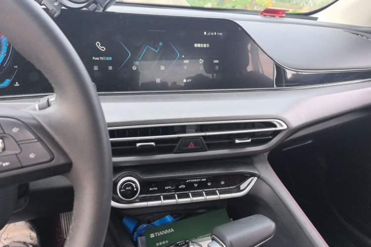 Used CHANGAN Eado 2021 PLUS Blue Whale NE 1.4T GDI DCT Prestige Model Audio And AC Panel