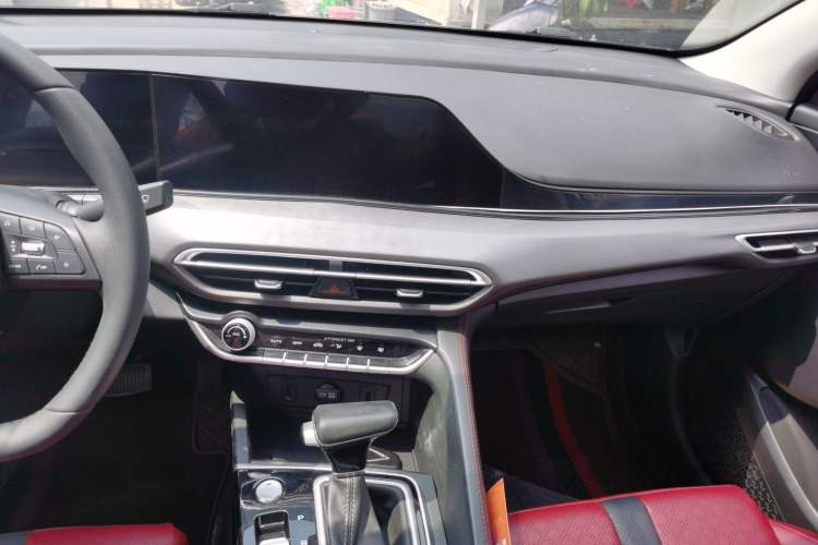 Used CHANGAN Eado 2021 PLUS Blue Whale NE 1.4T GDI DCT Prestige Model Audio And AC Panel