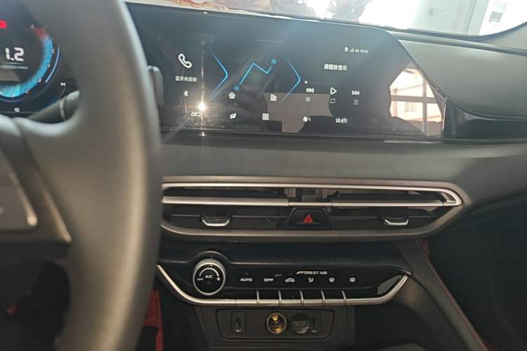Used CHANGAN Eado 2021 PLUS Blue Whale NE 1.4T GDI DCT Prestige Model Audio And AC Panel