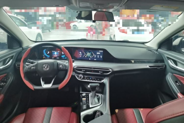 Used CHANGAN Eado 2021 PLUS Blue Whale NE 1.4T GDI DCT Prestige Model Center Console