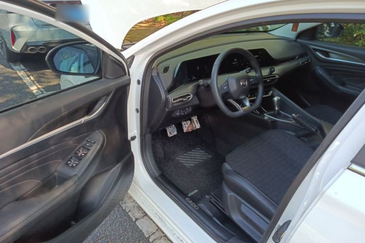Used CHANGAN Eado 2021 PLUS 1.6L GDI Manual Luxury Model Driver Seat