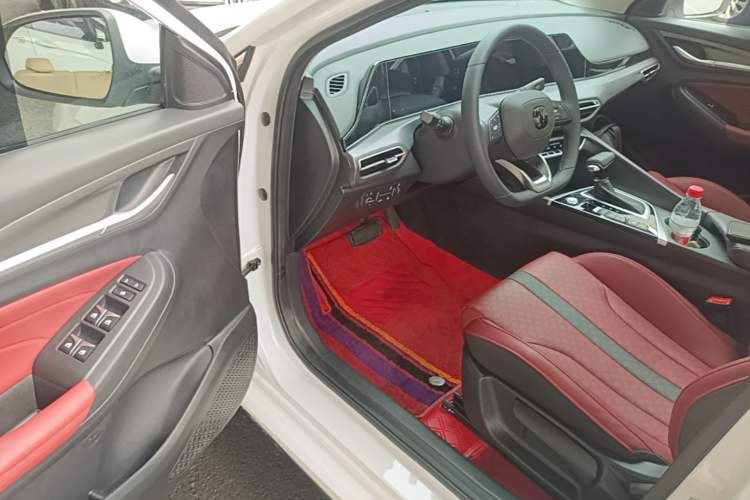 Used CHANGAN Eado 2021 PLUS Blue Whale NE 1.4T GDI DCT Prestige Model Driver Seat