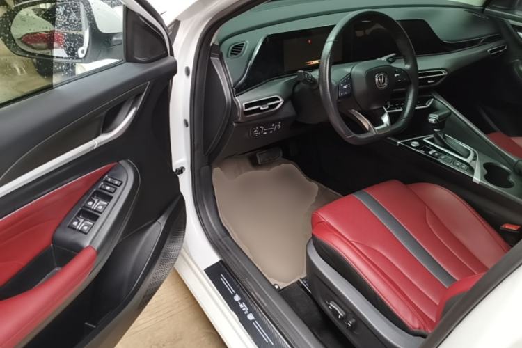 Used CHANGAN Eado 2021 PLUS Blue Whale NE 1.4T GDI DCT Flagship Model Driver Seat