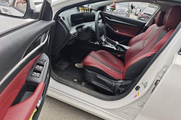 Used CHANGAN Eado 2021 PLUS Blue Whale NE 1.4T GDI DCT Prestige Model Driver Seat