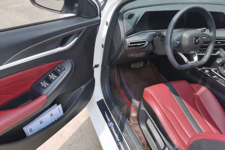 Used CHANGAN Eado 2021 PLUS Blue Whale NE 1.4T GDI DCT Prestige Model Driver Seat