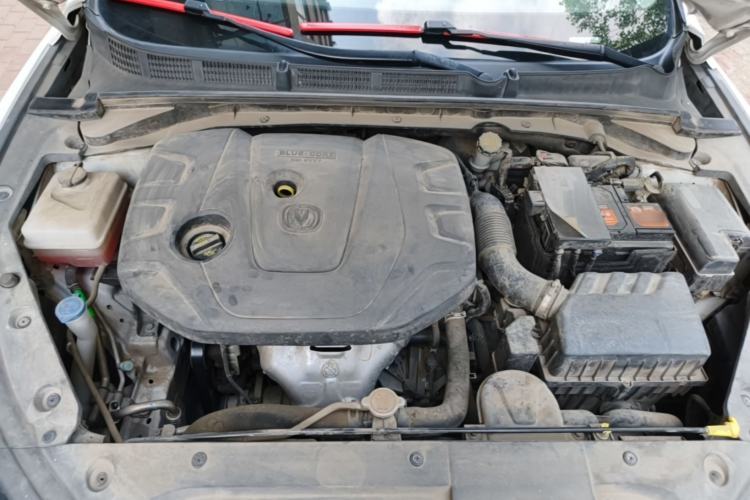 Used CHANGAN Eado 2021 PLUS 1.6L GDI Manual Luxury Model Engine Bay
