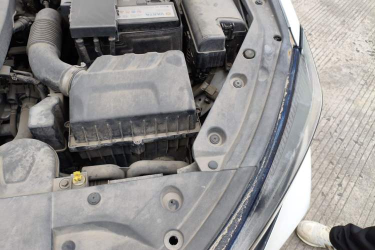 Used CHANGAN Eado 2021 PLUS 1.6L GDI Manual Luxury Model Engine Bay Left