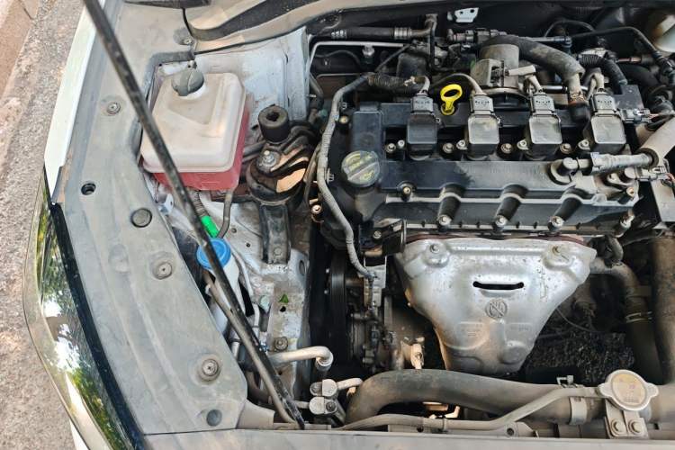 Used CHANGAN Eado 2021 PLUS 1.6L GDI CVT Elite Model Engine Bay Right