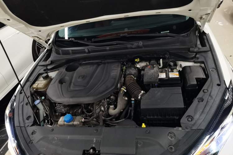 Used CHANGAN Eado 2021 PLUS Blue Whale NE 1.4T GDI DCT Flagship Model Engine Bay