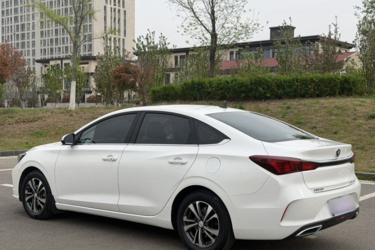 Used CHANGAN Eado 2021 PLUS 1.6L GDI CVT Luxury Model Exterior 1