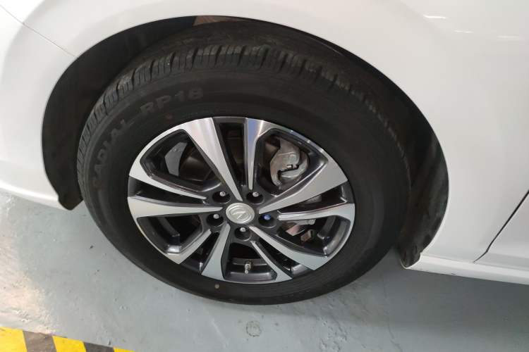 Used CHANGAN Eado 2021 PLUS Blue Whale NE 1.4T GDI DCT Prestige Model Exterior 2