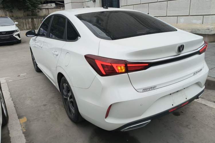 Used CHANGAN Eado 2021 PLUS 1.6L GDI CVT Luxury Model Exterior 2