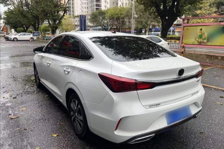 Used CHANGAN Eado 2021 PLUS Blue Whale NE 1.4T GDI DCT Prestige Model Exterior 3