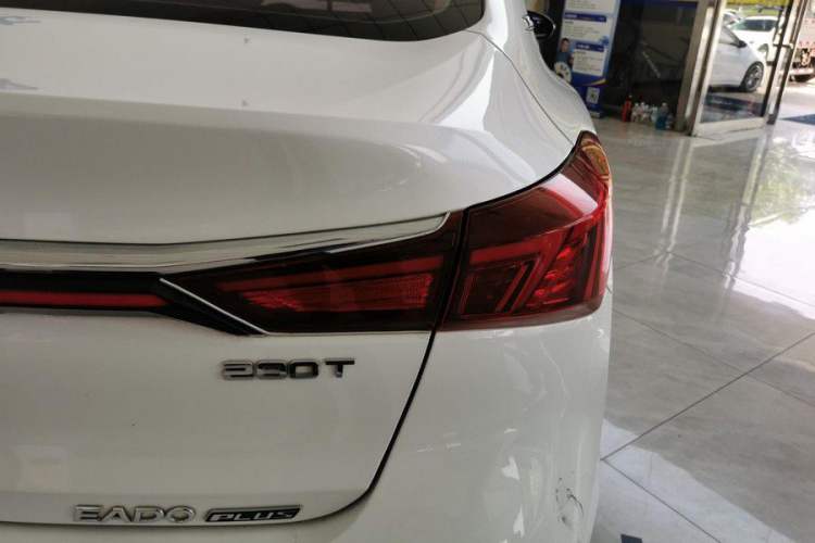 Used CHANGAN Eado 2021 PLUS Blue Whale NE 1.4T GDI DCT Flagship Model Exterior 3