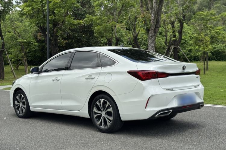 Used CHANGAN Eado 2021 PLUS Blue Whale NE 1.4T GDI DCT Flagship Model Exterior 4
