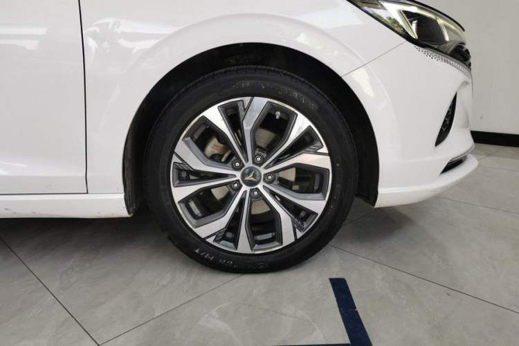Used CHANGAN Eado 2021 PLUS Blue Whale NE 1.4T GDI DCT Flagship Model Exterior 4