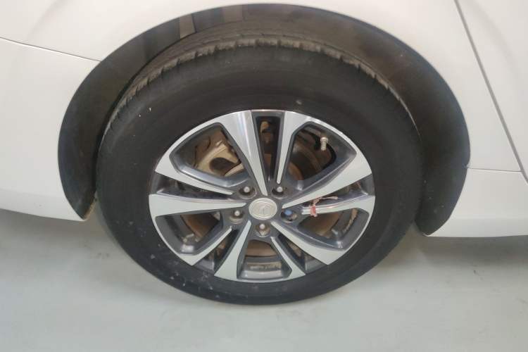 Used CHANGAN Eado 2021 PLUS 1.6L GDI Manual Luxury Model Exterior 5
