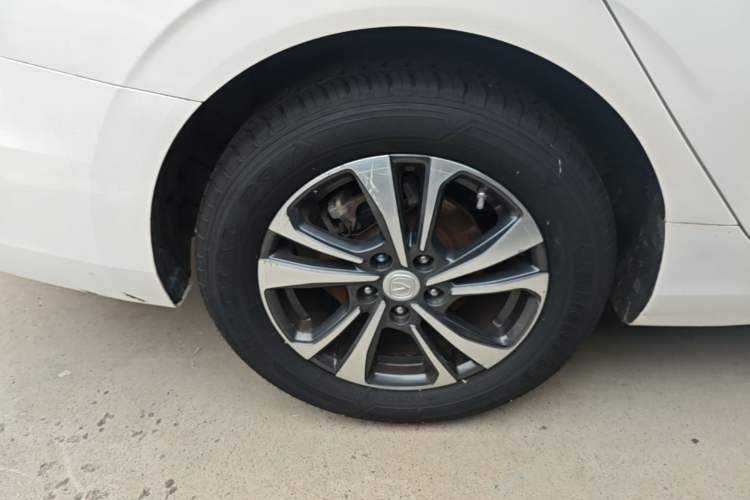 Used CHANGAN Eado 2021 PLUS Blue Whale NE 1.4T GDI DCT Prestige Model Exterior 5