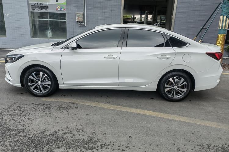 Used CHANGAN Eado 2021 PLUS Blue Whale NE 1.4T GDI DCT Prestige Model Exterior 6