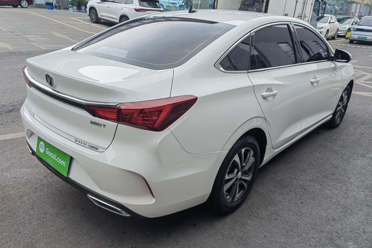 Used CHANGAN Eado 2021 PLUS Blue Whale NE 1.4T GDI DCT Prestige Model Exterior 9
